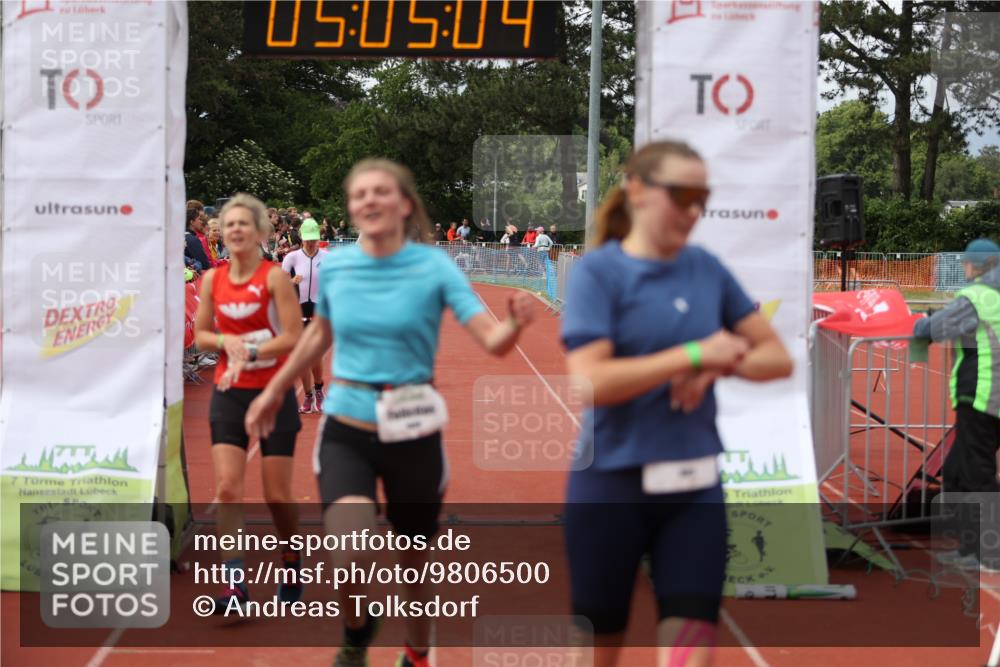 14.06.2026 - 7 Türme Triathlon Andreas Tolksdorf http://msf.ph/oto/9806500 14.06.2026 16:05:02 Ziel 811, 1367, 1663, 1689, 1700, 1778 meine-sportfotos.de