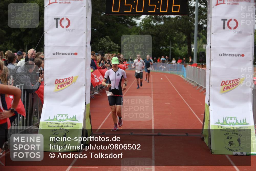 14.06.2026 - 7 Türme Triathlon Andreas Tolksdorf http://msf.ph/oto/9806502 14.06.2026 16:05:04 Ziel 811, 892, 1367, 1459, 1663, 1689, 1700, 1778 meine-sportfotos.de