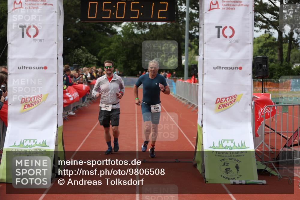 14.06.2026 - 7 Türme Triathlon Andreas Tolksdorf http://msf.ph/oto/9806508 14.06.2026 16:05:11 Ziel 811, 892, 1459 meine-sportfotos.de