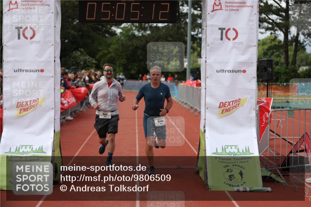 14.06.2026 - 7 Türme Triathlon Andreas Tolksdorf http://msf.ph/oto/9806509 14.06.2026 16:05:11 Ziel 811, 892, 1459 meine-sportfotos.de