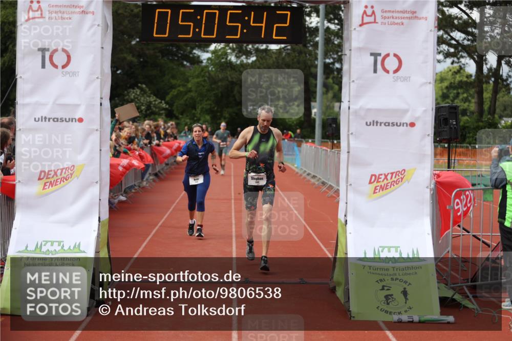 14.06.2026 - 7 Türme Triathlon Andreas Tolksdorf http://msf.ph/oto/9806538 14.06.2026 16:05:41 Ziel 1212, 1253, 1395, 1506 meine-sportfotos.de