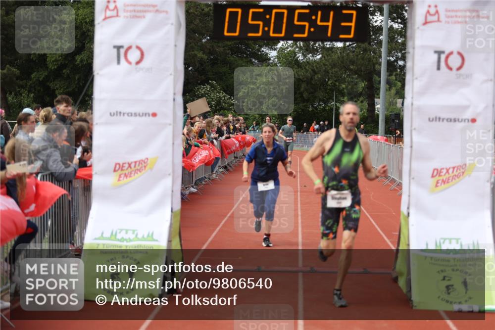 14.06.2026 - 7 Türme Triathlon Andreas Tolksdorf http://msf.ph/oto/9806540 14.06.2026 16:05:42 Ziel 1212, 1253, 1506 meine-sportfotos.de