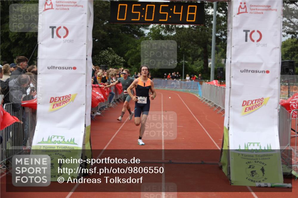 14.06.2026 - 7 Türme Triathlon Andreas Tolksdorf http://msf.ph/oto/9806550 14.06.2026 16:05:47 Ziel 842, 1212, 1253, 1506 meine-sportfotos.de