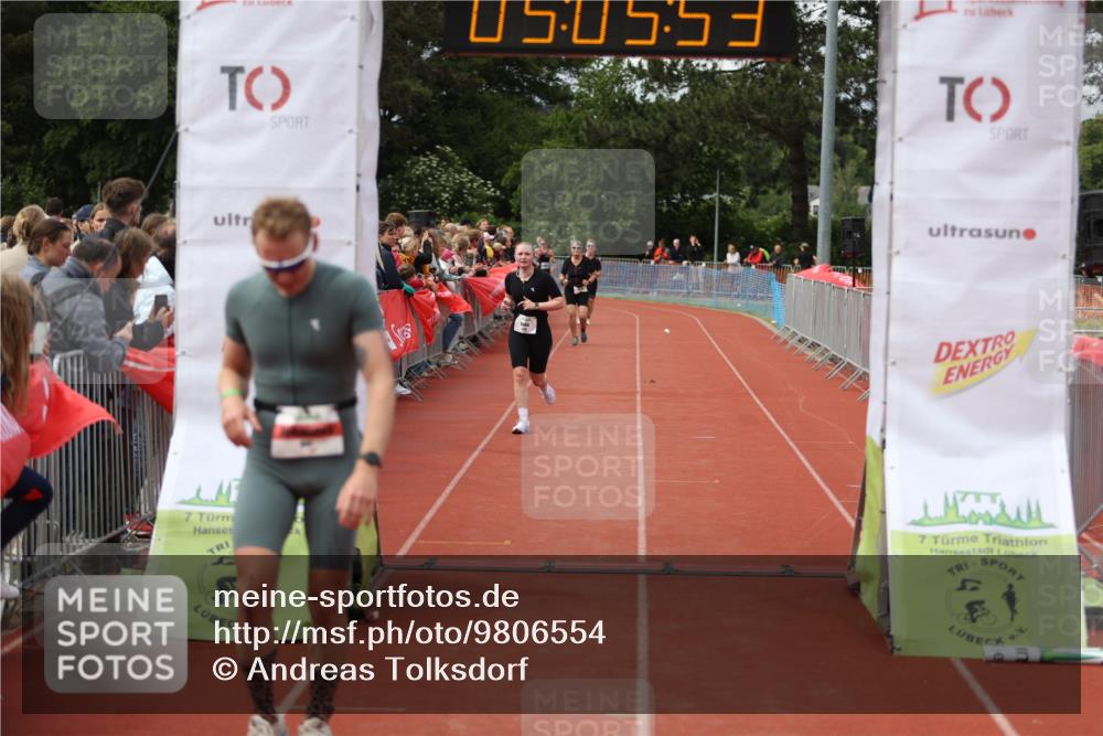 14.06.2026 - 7 Türme Triathlon Andreas Tolksdorf http://msf.ph/oto/9806554 14.06.2026 16:05:52 Ziel 842, 1212, 1538 meine-sportfotos.de