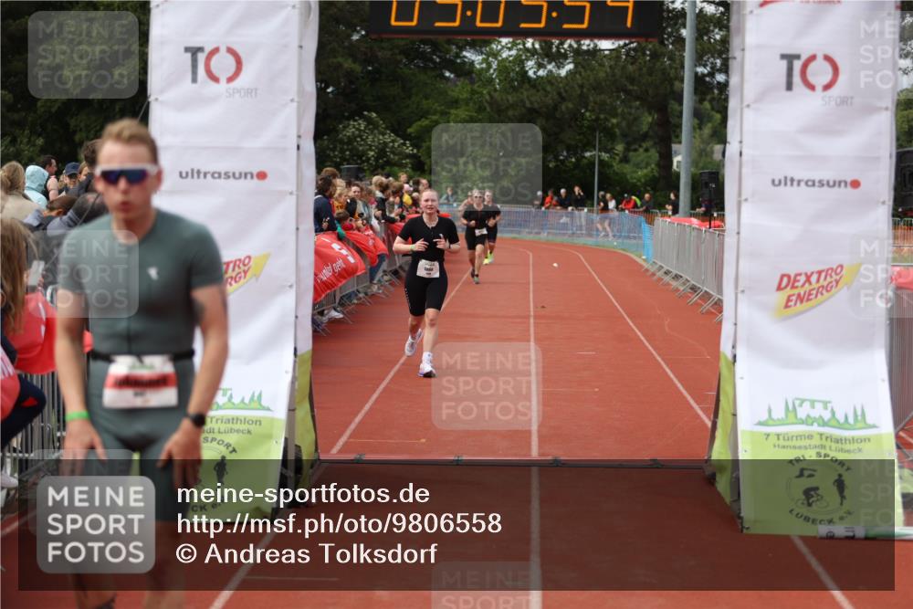 14.06.2026 - 7 Türme Triathlon Andreas Tolksdorf http://msf.ph/oto/9806558 14.06.2026 16:05:53 Ziel 842, 1212, 1538 meine-sportfotos.de