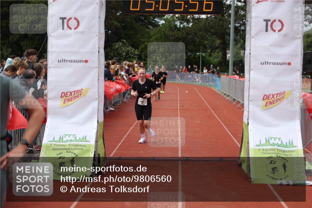 14.06.2026 - 7 Türme Triathlon Andreas Tolksdorf http://msf.ph/oto/9806560 14.06.2026 16:05:54 Ziel 842, 1212, 1538 meine-sportfotos.de