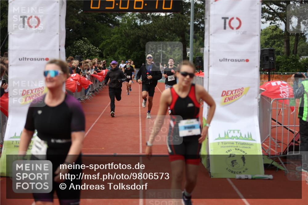 14.06.2026 - 7 Türme Triathlon Andreas Tolksdorf http://msf.ph/oto/9806573 14.06.2026 16:06:09 Ziel 1082, 1203, 1255, 1585, 1610, 1669, 1771 meine-sportfotos.de