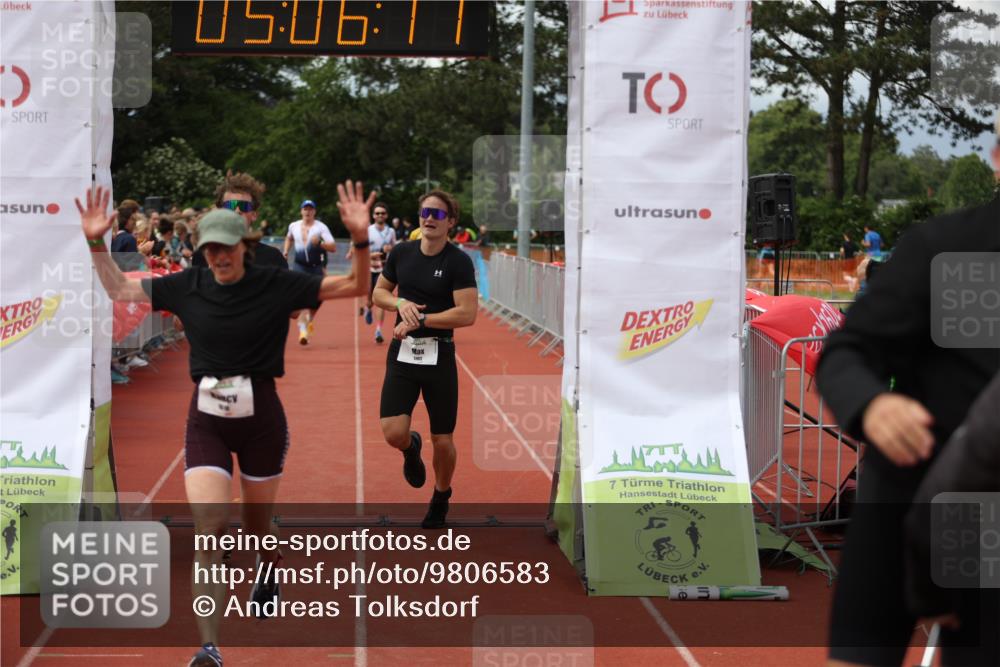 14.06.2026 - 7 Türme Triathlon Andreas Tolksdorf http://msf.ph/oto/9806583 14.06.2026 16:06:16 Ziel 1049, 1203, 1255, 1610, 1649, 1771 meine-sportfotos.de