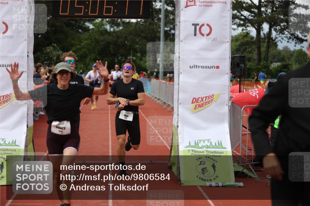 14.06.2026 - 7 Türme Triathlon Andreas Tolksdorf http://msf.ph/oto/9806584 14.06.2026 16:06:16 Ziel 1049, 1203, 1255, 1610, 1649, 1771 meine-sportfotos.de