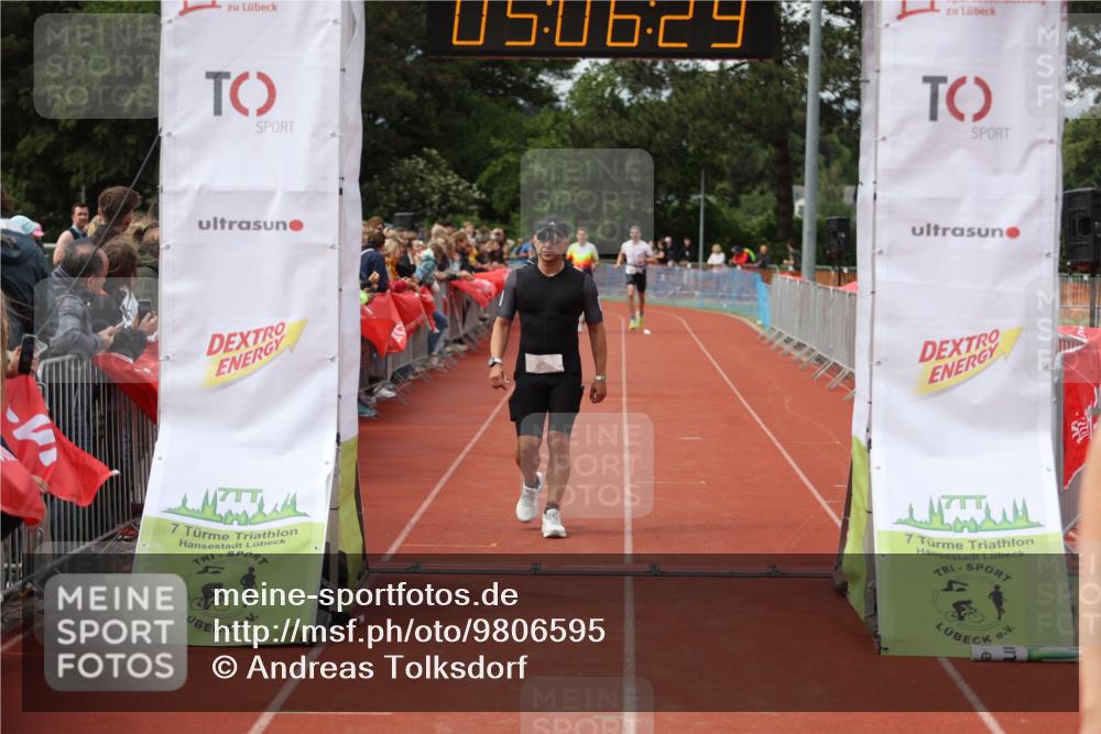 14.06.2026 - 7 Türme Triathlon Andreas Tolksdorf http://msf.ph/oto/9806595 14.06.2026 16:06:28 Ziel 773, 1049, 1050, 1442, 1649 meine-sportfotos.de