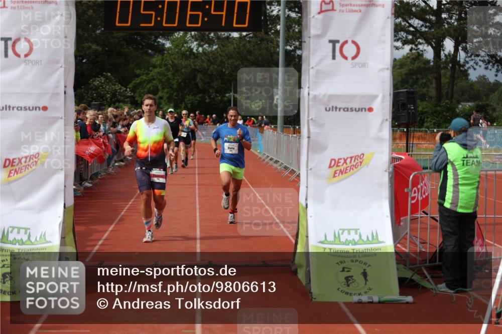 14.06.2026 - 7 Türme Triathlon Andreas Tolksdorf http://msf.ph/oto/9806613 14.06.2026 16:06:38 Ziel 736, 1050, 1066, 1442, 1785 meine-sportfotos.de