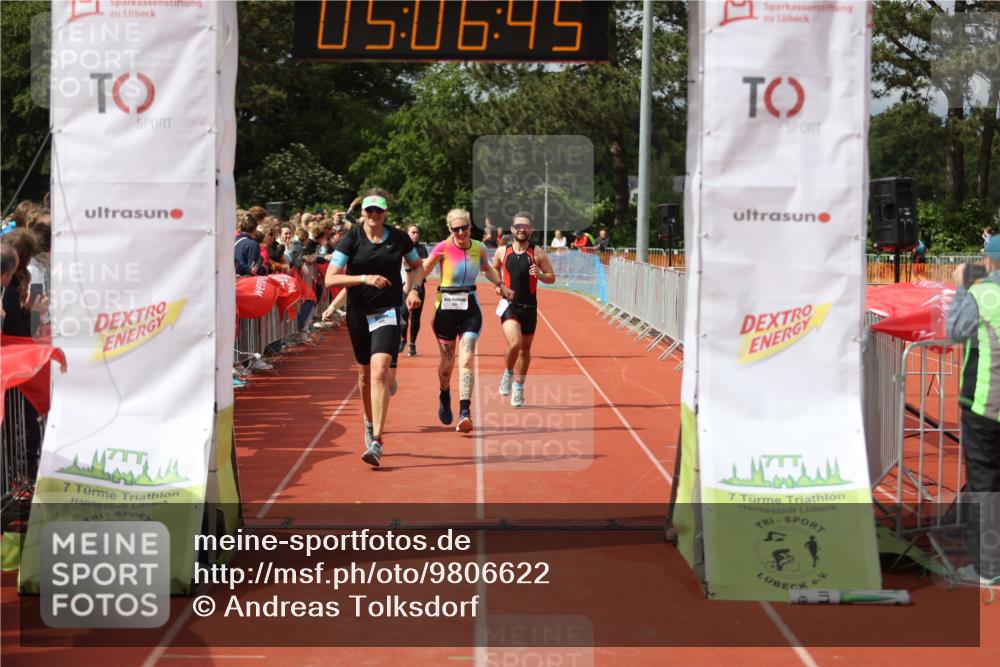14.06.2026 - 7 Türme Triathlon Andreas Tolksdorf http://msf.ph/oto/9806622 14.06.2026 16:06:44 Ziel 736, 785, 1066, 1274, 1521, 1551, 1780, 1785 meine-sportfotos.de