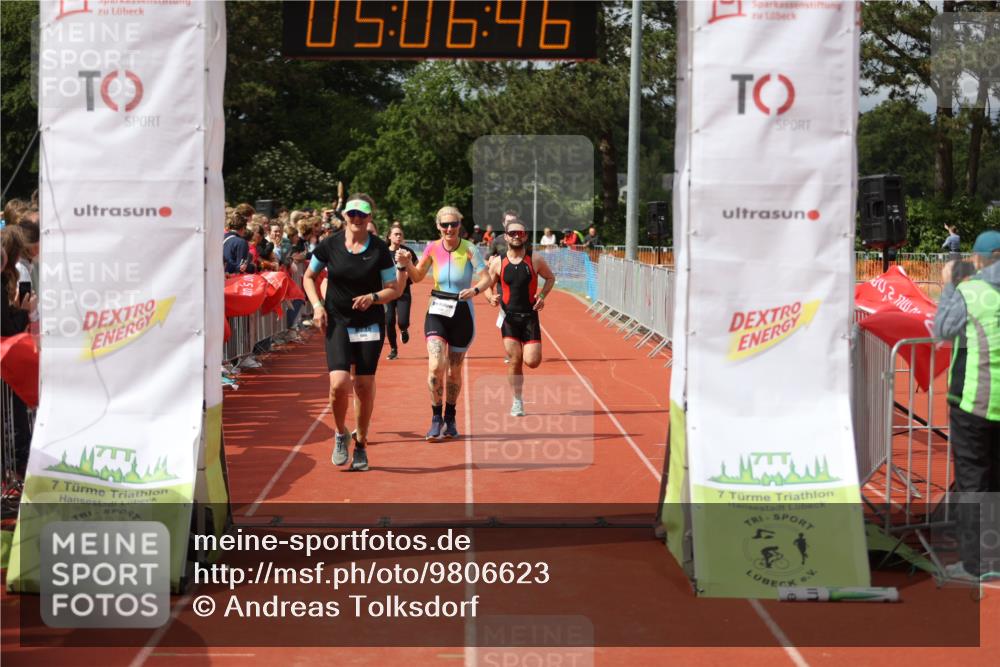 14.06.2026 - 7 Türme Triathlon Andreas Tolksdorf http://msf.ph/oto/9806623 14.06.2026 16:06:44 Ziel 736, 785, 1066, 1274, 1521, 1551, 1780, 1785 meine-sportfotos.de