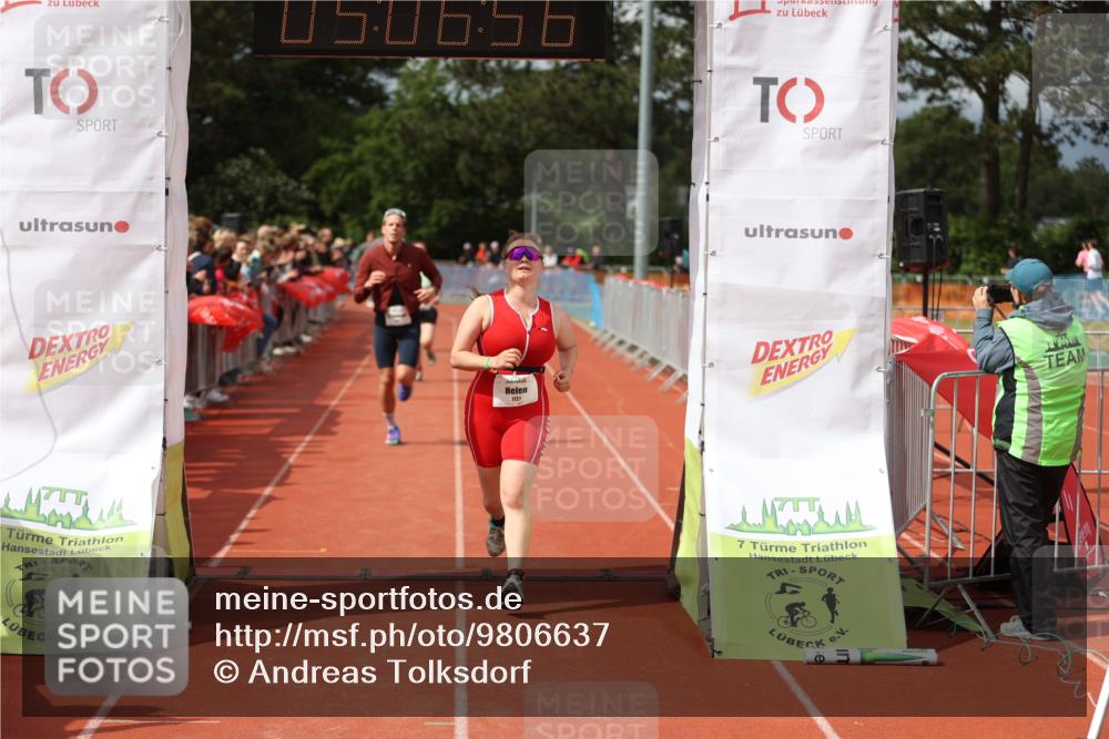 14.06.2026 - 7 Türme Triathlon Andreas Tolksdorf http://msf.ph/oto/9806637 14.06.2026 16:06:55 Ziel 785, 1274, 1407, 1464, 1521, 1551, 1632, 1727, 1780 meine-sportfotos.de