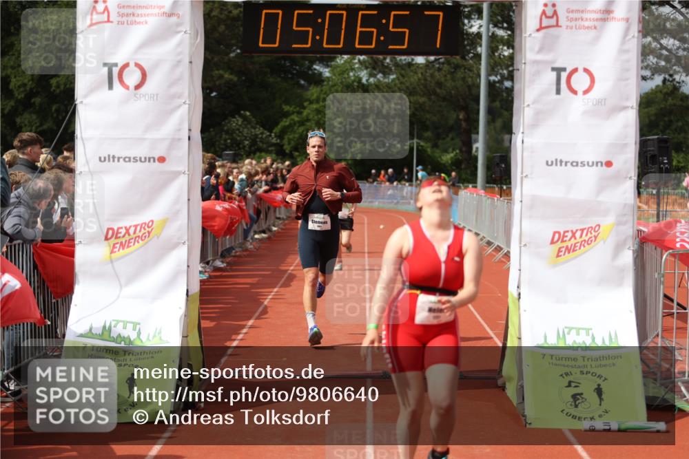 14.06.2026 - 7 Türme Triathlon Andreas Tolksdorf http://msf.ph/oto/9806640 14.06.2026 16:06:56 Ziel 785, 1407, 1464, 1632, 1727, 1780 meine-sportfotos.de