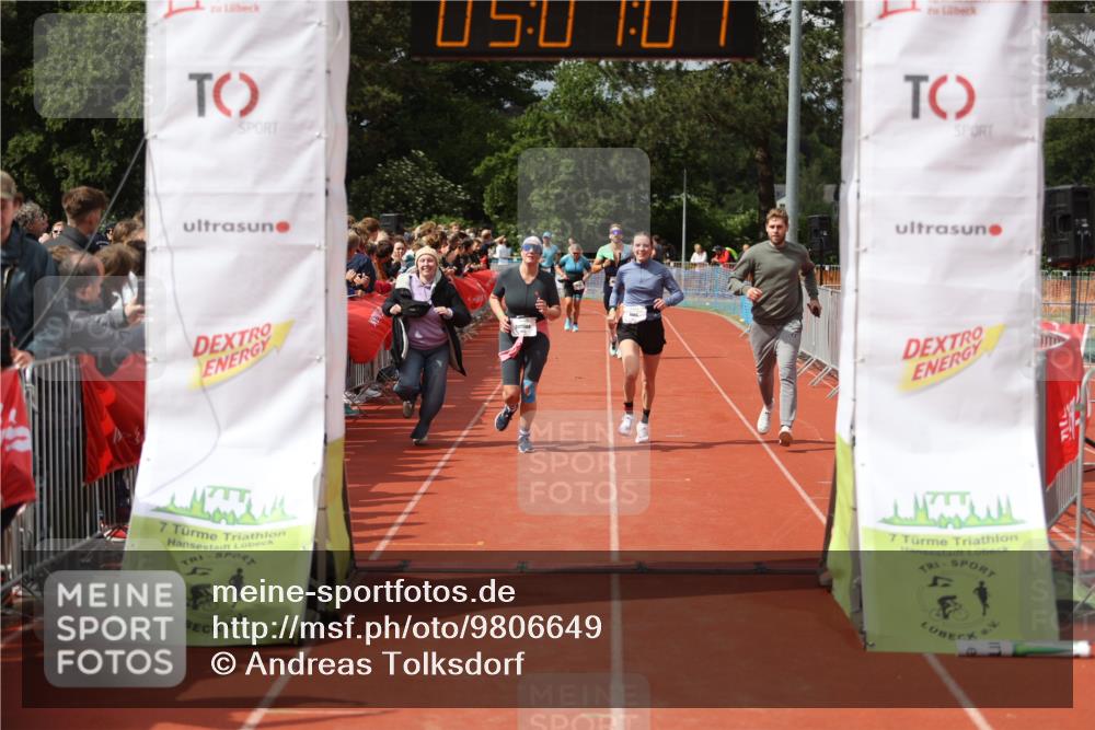 14.06.2026 - 7 Türme Triathlon Andreas Tolksdorf http://msf.ph/oto/9806649 14.06.2026 16:07:06 Ziel 899, 1359, 1464, 1632, 1643 meine-sportfotos.de