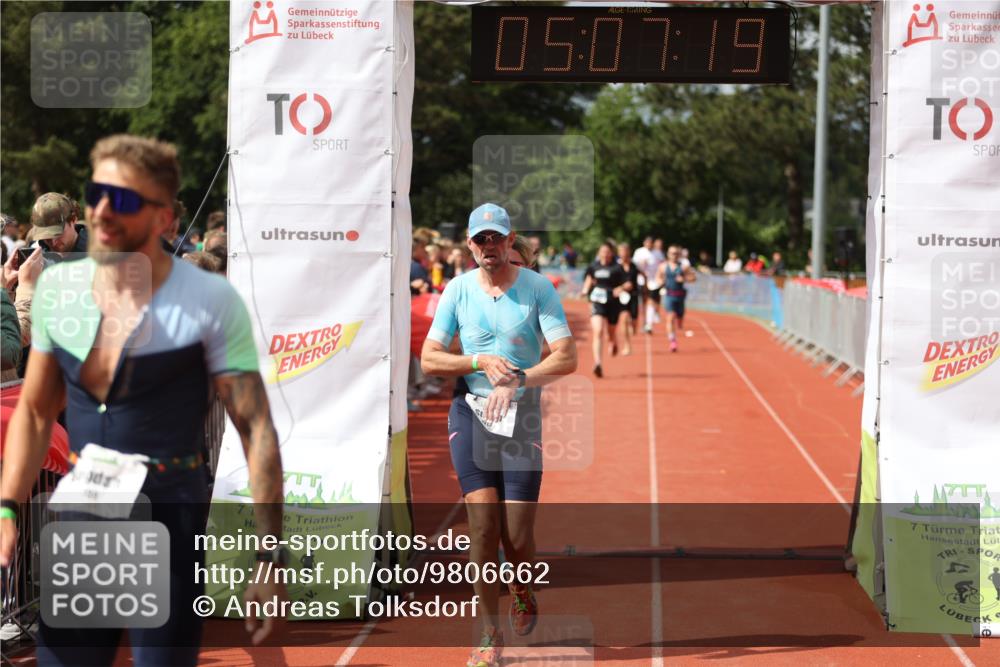 14.06.2026 - 7 Türme Triathlon Andreas Tolksdorf http://msf.ph/oto/9806662 14.06.2026 16:07:17 Ziel 1044, 1213, 1300, 1359, 1414, 1643, 1755 meine-sportfotos.de