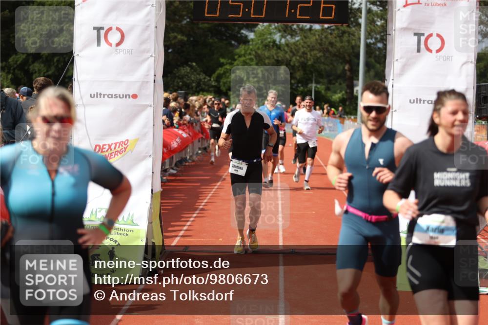 14.06.2026 - 7 Türme Triathlon Andreas Tolksdorf http://msf.ph/oto/9806673 14.06.2026 16:07:24 Ziel 771, 815, 885, 1044, 1213, 1300, 1414, 1547, 1600, 1624, 1755 meine-sportfotos.de