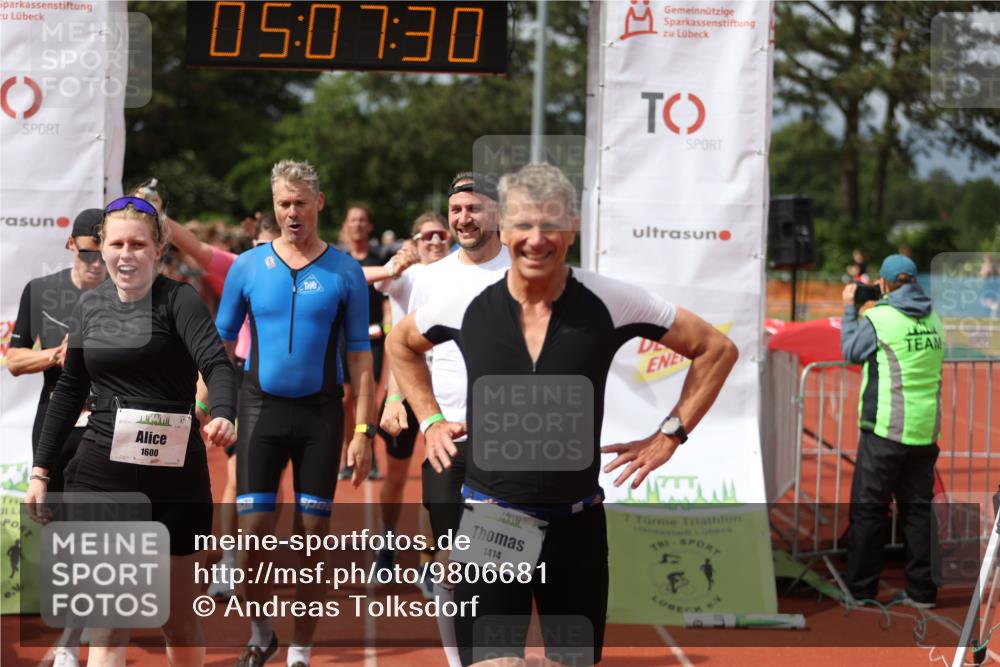 14.06.2026 - 7 Türme Triathlon Andreas Tolksdorf http://msf.ph/oto/9806681 14.06.2026 16:07:29 Ziel 771, 815, 885, 1044, 1300, 1414, 1444, 1547, 1600, 1624, 1798 meine-sportfotos.de