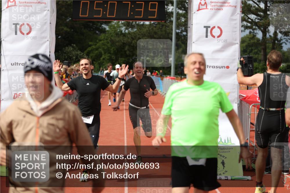 14.06.2026 - 7 Türme Triathlon Andreas Tolksdorf http://msf.ph/oto/9806693 14.06.2026 16:07:38 Ziel 815, 1245, 1265, 1298, 1309, 1314, 1398, 1444, 1547, 1798 meine-sportfotos.de