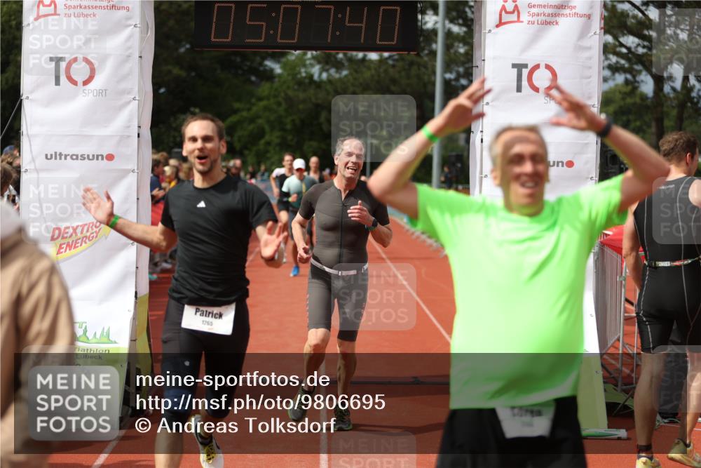 14.06.2026 - 7 Türme Triathlon Andreas Tolksdorf http://msf.ph/oto/9806695 14.06.2026 16:07:38 Ziel 815, 1245, 1265, 1298, 1309, 1314, 1398, 1444, 1547, 1798 meine-sportfotos.de