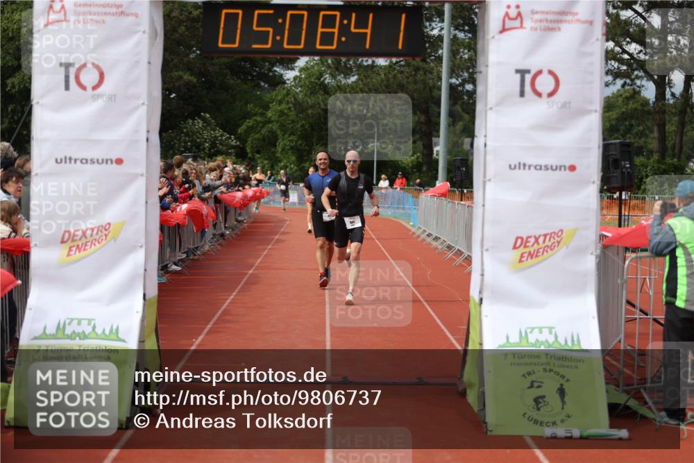14.06.2026 - 7 Türme Triathlon Andreas Tolksdorf http://msf.ph/oto/9806737 14.06.2026 16:08:40 Ziel 1169, 1285, 1302, 1742 meine-sportfotos.de
