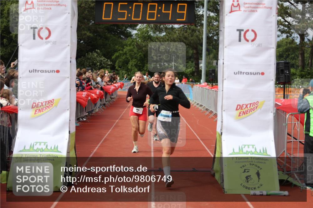 14.06.2026 - 7 Türme Triathlon Andreas Tolksdorf http://msf.ph/oto/9806749 14.06.2026 16:08:47 Ziel 1169, 1273, 1285, 1302, 1344, 1543 meine-sportfotos.de