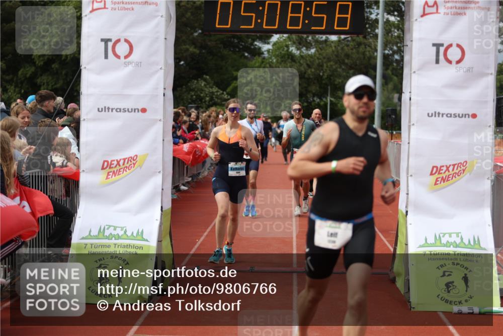 14.06.2026 - 7 Türme Triathlon Andreas Tolksdorf http://msf.ph/oto/9806766 14.06.2026 16:08:57 Ziel 809, 889, 1000, 1239, 1273, 1344, 1543, 1787 meine-sportfotos.de