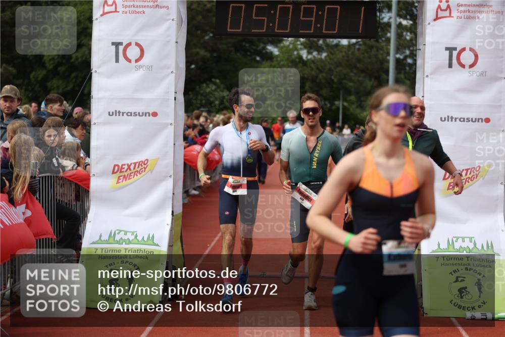 14.06.2026 - 7 Türme Triathlon Andreas Tolksdorf http://msf.ph/oto/9806772 14.06.2026 16:09:00 Ziel 788, 809, 889, 1000, 1239, 1273, 1343, 1787 meine-sportfotos.de