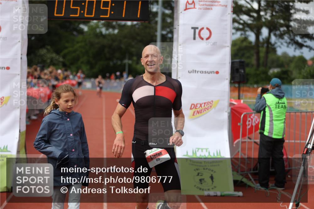 14.06.2026 - 7 Türme Triathlon Andreas Tolksdorf http://msf.ph/oto/9806777 14.06.2026 16:09:10 Ziel 788, 813, 1343, 1787 meine-sportfotos.de