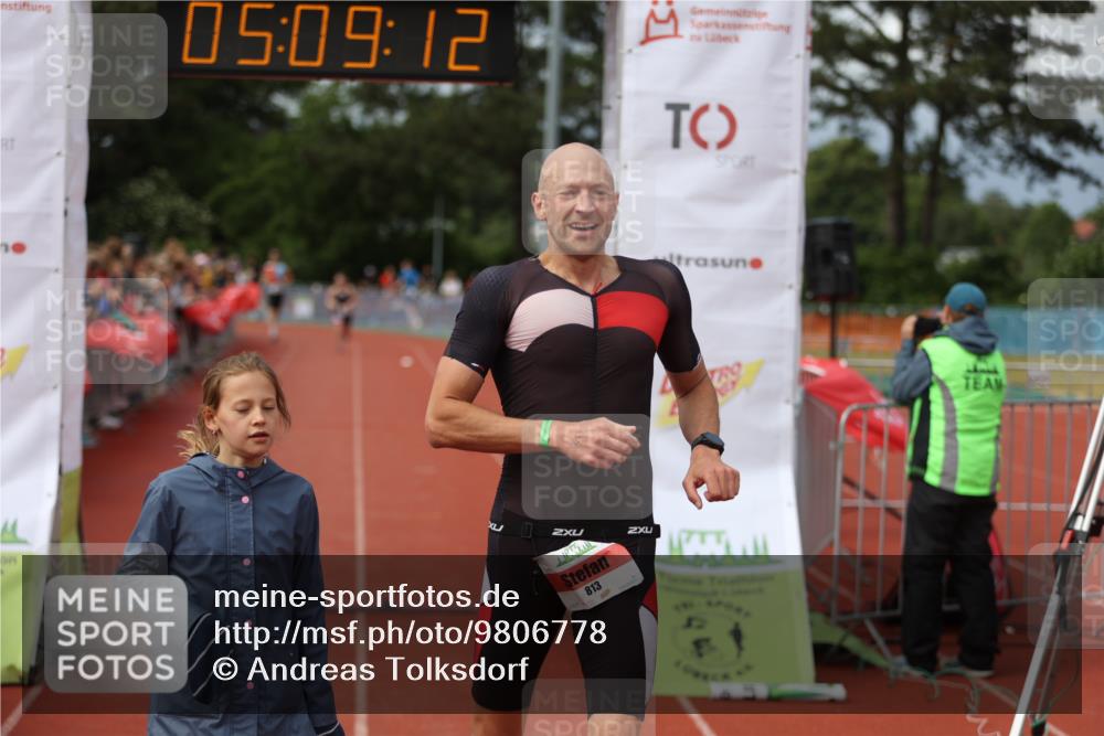 14.06.2026 - 7 Türme Triathlon Andreas Tolksdorf http://msf.ph/oto/9806778 14.06.2026 16:09:10 Ziel 788, 813, 1343, 1787 meine-sportfotos.de