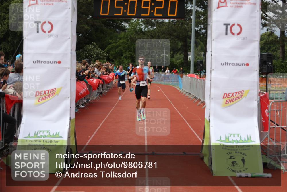 14.06.2026 - 7 Türme Triathlon Andreas Tolksdorf http://msf.ph/oto/9806781 14.06.2026 16:09:19 Ziel 1215, 1371, 1432, 1474, 1574 meine-sportfotos.de