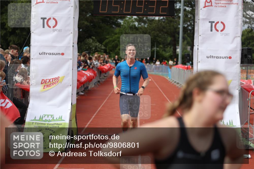 14.06.2026 - 7 Türme Triathlon Andreas Tolksdorf http://msf.ph/oto/9806801 14.06.2026 16:09:30 Ziel 804, 1215, 1295, 1371, 1409, 1432, 1467, 1474, 1574 meine-sportfotos.de
