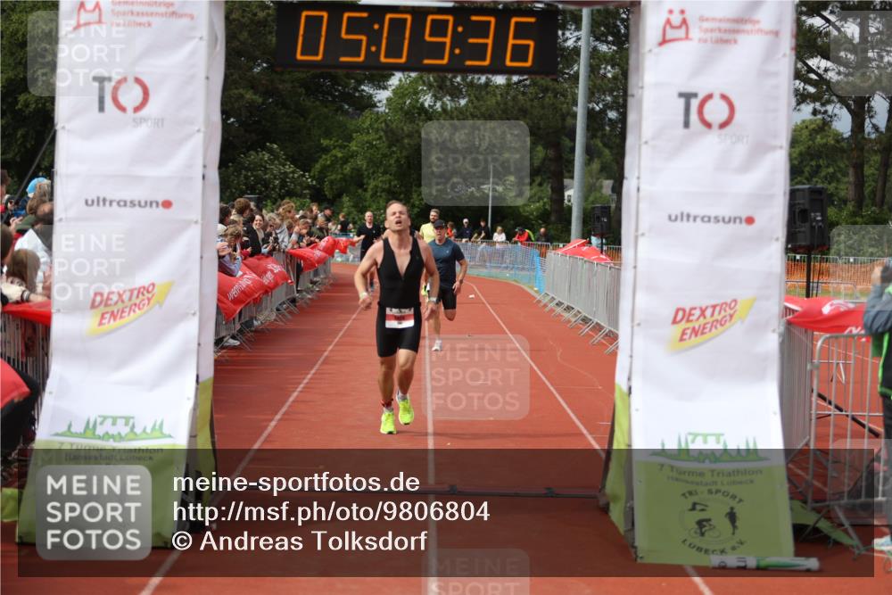 14.06.2026 - 7 Türme Triathlon Andreas Tolksdorf http://msf.ph/oto/9806804 14.06.2026 16:09:34 Ziel 804, 1209, 1295, 1373, 1409, 1412, 1467 meine-sportfotos.de