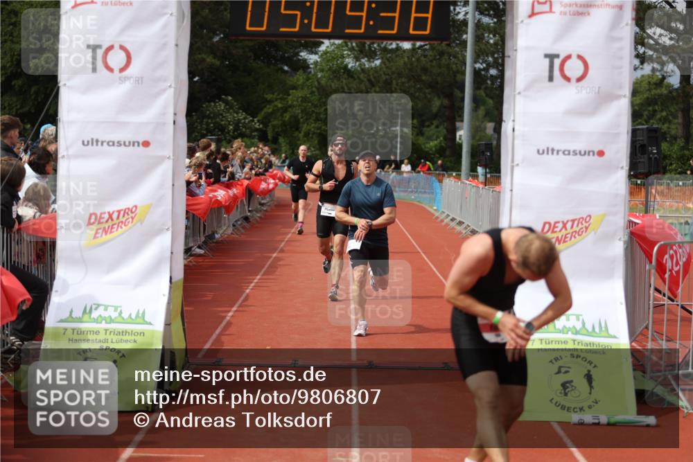 14.06.2026 - 7 Türme Triathlon Andreas Tolksdorf http://msf.ph/oto/9806807 14.06.2026 16:09:37 Ziel 804, 1209, 1241, 1295, 1373, 1409, 1412, 1467 meine-sportfotos.de