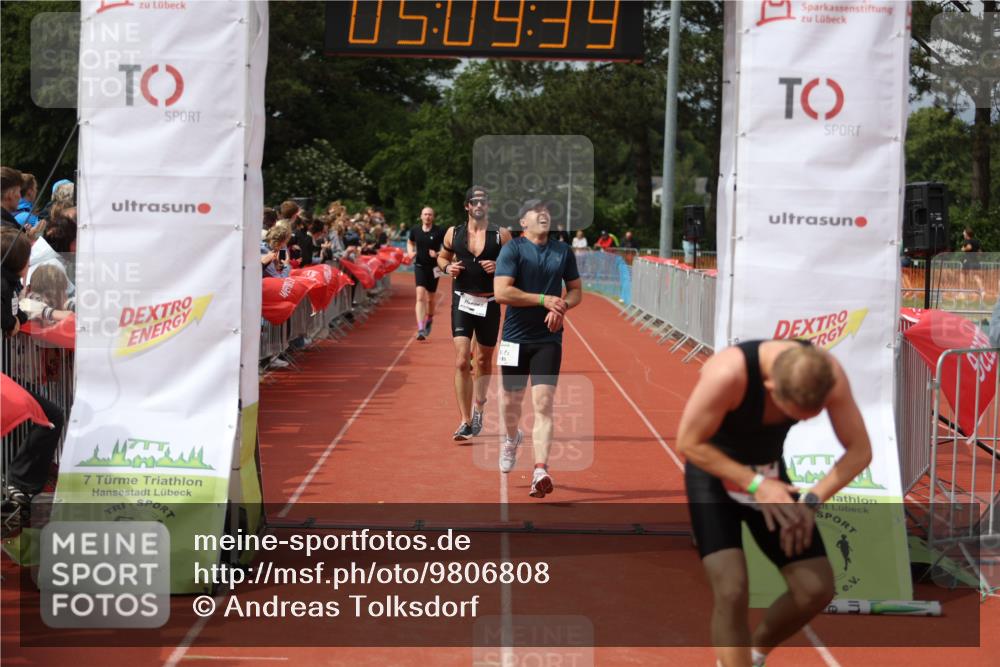 14.06.2026 - 7 Türme Triathlon Andreas Tolksdorf http://msf.ph/oto/9806808 14.06.2026 16:09:37 Ziel 804, 1209, 1241, 1295, 1373, 1409, 1412, 1467 meine-sportfotos.de