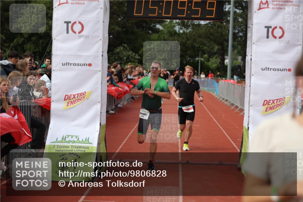14.06.2026 - 7 Türme Triathlon Andreas Tolksdorf http://msf.ph/oto/9806828 14.06.2026 16:09:57 Ziel 641, 700, 708, 1279, 1428, 1537 meine-sportfotos.de