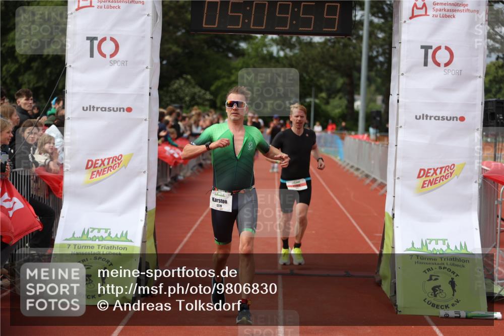 14.06.2026 - 7 Türme Triathlon Andreas Tolksdorf http://msf.ph/oto/9806830 14.06.2026 16:09:58 Ziel 641, 700, 708, 1279, 1428, 1537 meine-sportfotos.de