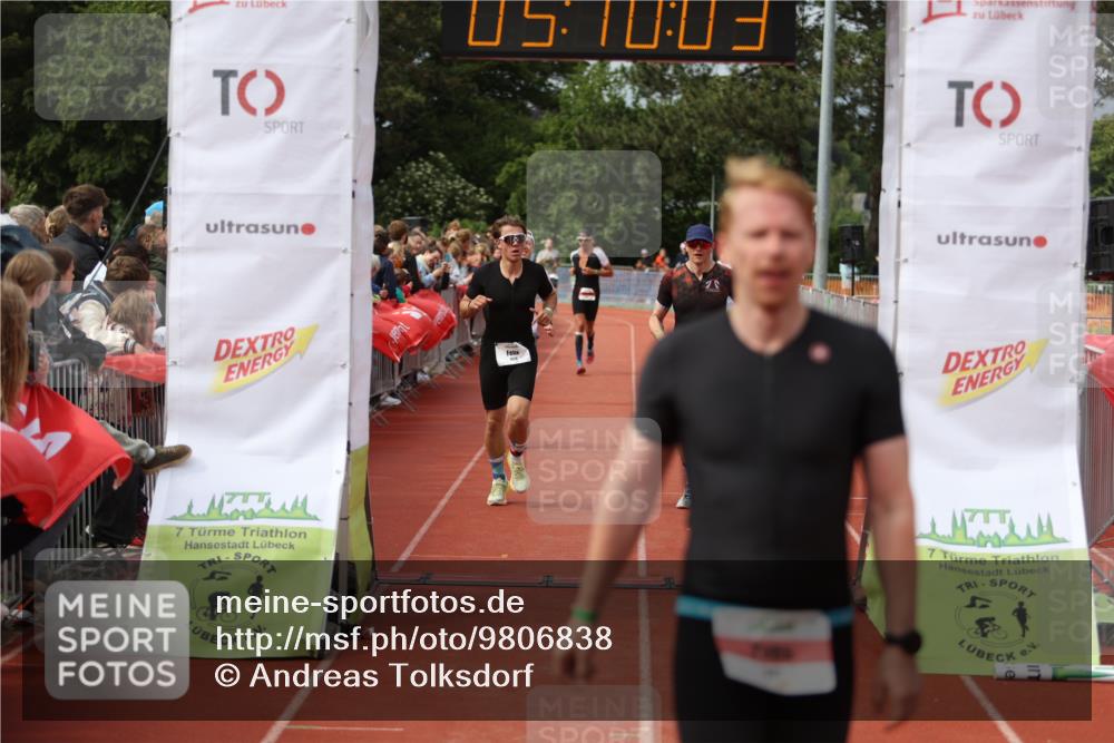 14.06.2026 - 7 Türme Triathlon Andreas Tolksdorf http://msf.ph/oto/9806838 14.06.2026 16:10:02 Ziel 637, 641, 700, 708, 1279, 1428, 1537 meine-sportfotos.de
