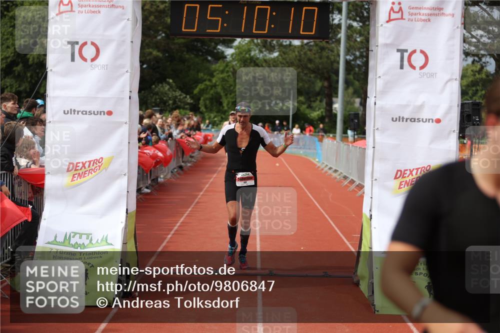 14.06.2026 - 7 Türme Triathlon Andreas Tolksdorf http://msf.ph/oto/9806847 14.06.2026 16:10:08 Ziel 637, 700, 708, 1425, 1428, 1786 meine-sportfotos.de