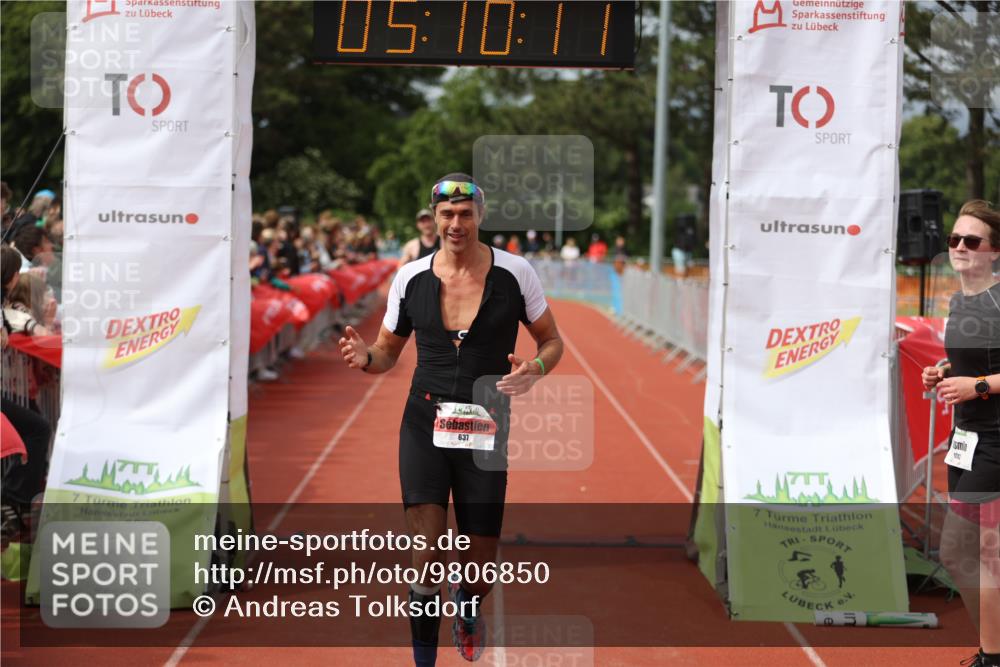 14.06.2026 - 7 Türme Triathlon Andreas Tolksdorf http://msf.ph/oto/9806850 14.06.2026 16:10:10 Ziel 637, 700, 708, 1425, 1428, 1786 meine-sportfotos.de
