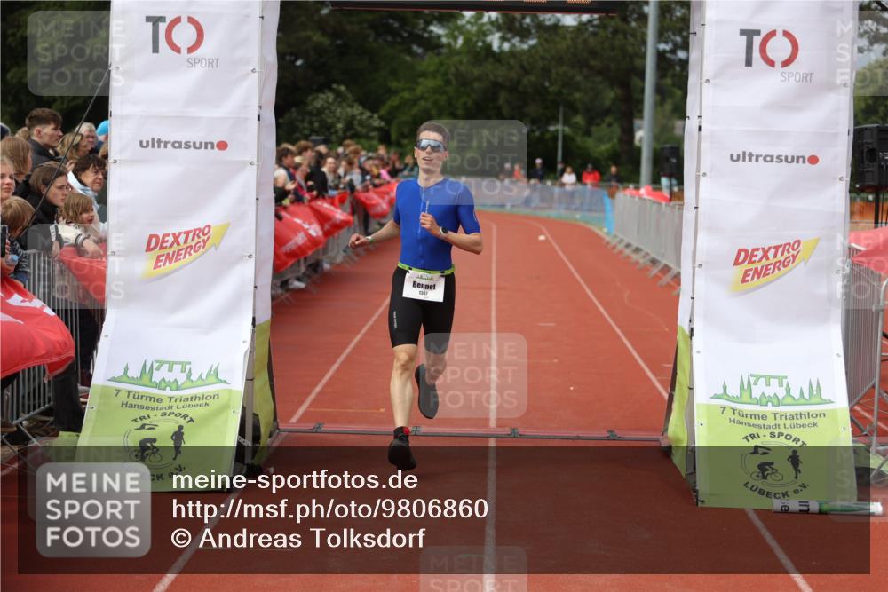 14.06.2026 - 7 Türme Triathlon Andreas Tolksdorf http://msf.ph/oto/9806860 14.06.2026 16:10:23 Ziel 1307 meine-sportfotos.de