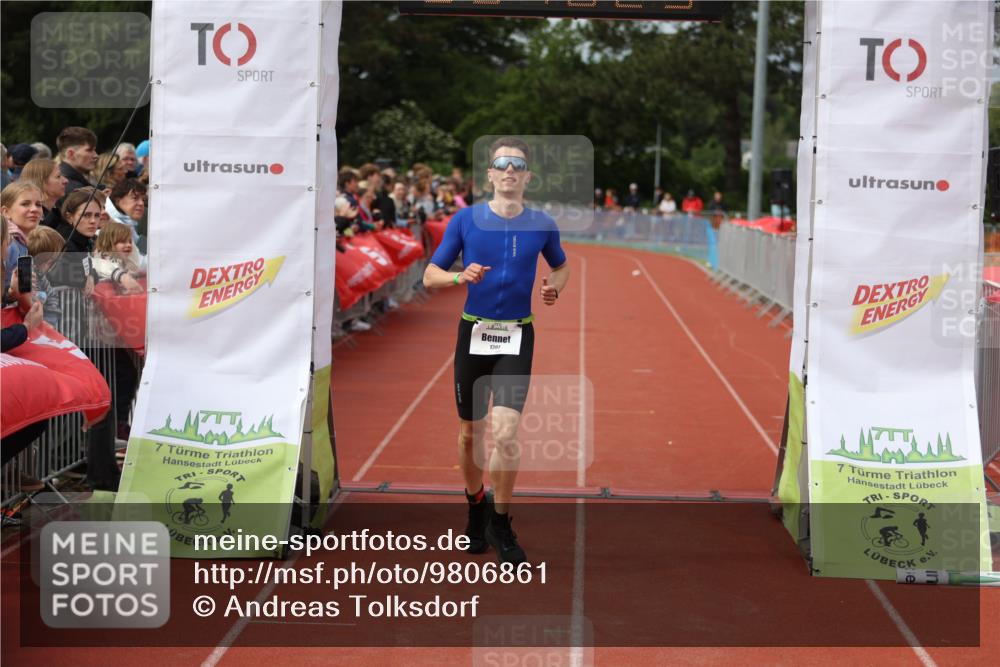14.06.2026 - 7 Türme Triathlon Andreas Tolksdorf http://msf.ph/oto/9806861 14.06.2026 16:10:24 Ziel 1307 meine-sportfotos.de