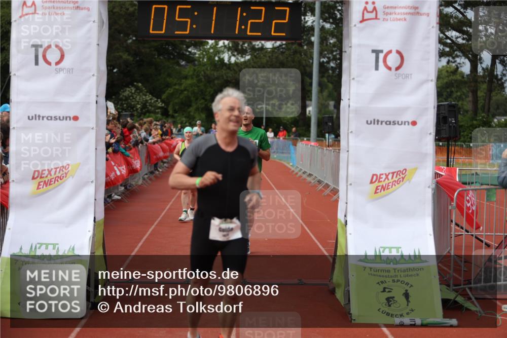 14.06.2026 - 7 Türme Triathlon Andreas Tolksdorf http://msf.ph/oto/9806896 14.06.2026 16:11:20 Ziel 1365, 1429, 1696 meine-sportfotos.de