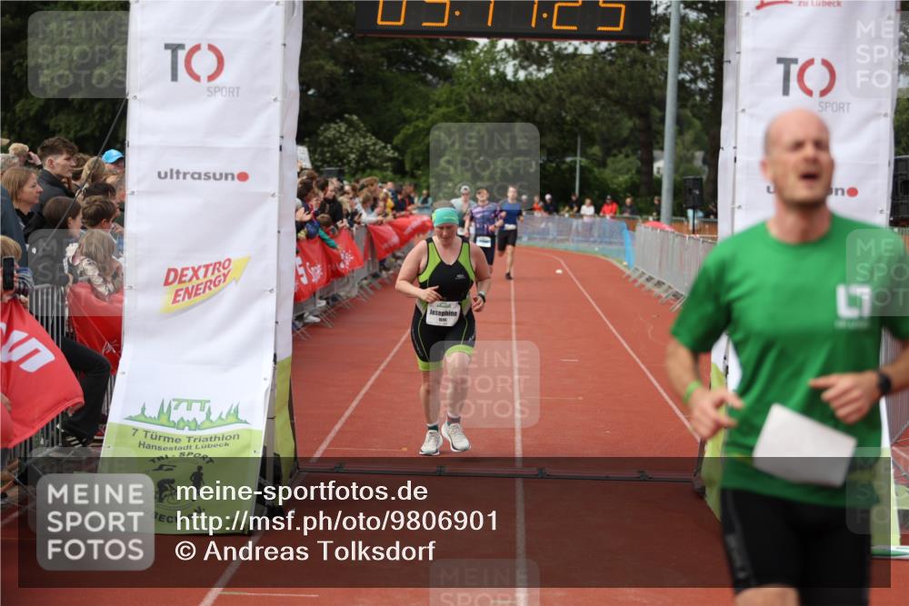 14.06.2026 - 7 Türme Triathlon Andreas Tolksdorf http://msf.ph/oto/9806901 14.06.2026 16:11:23 Ziel 1015, 1223, 1365, 1429, 1696 meine-sportfotos.de
