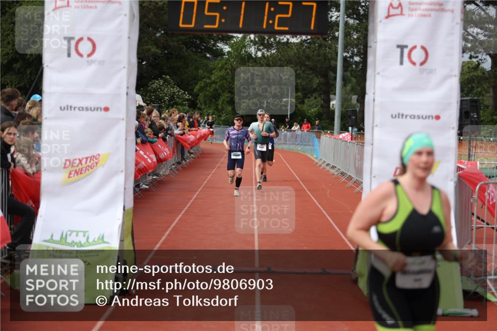 14.06.2026 - 7 Türme Triathlon Andreas Tolksdorf http://msf.ph/oto/9806903 14.06.2026 16:11:25 Ziel 1015, 1223, 1365, 1429, 1473, 1696 meine-sportfotos.de