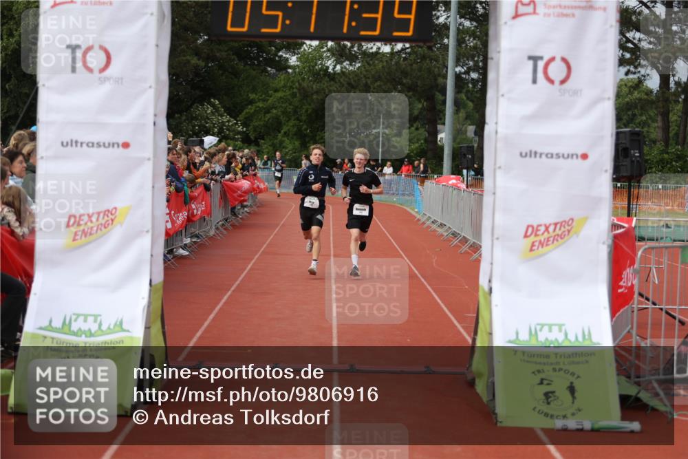 14.06.2026 - 7 Türme Triathlon Andreas Tolksdorf http://msf.ph/oto/9806916 14.06.2026 16:11:37 Ziel 1015, 1223, 1235, 1248, 1473 meine-sportfotos.de