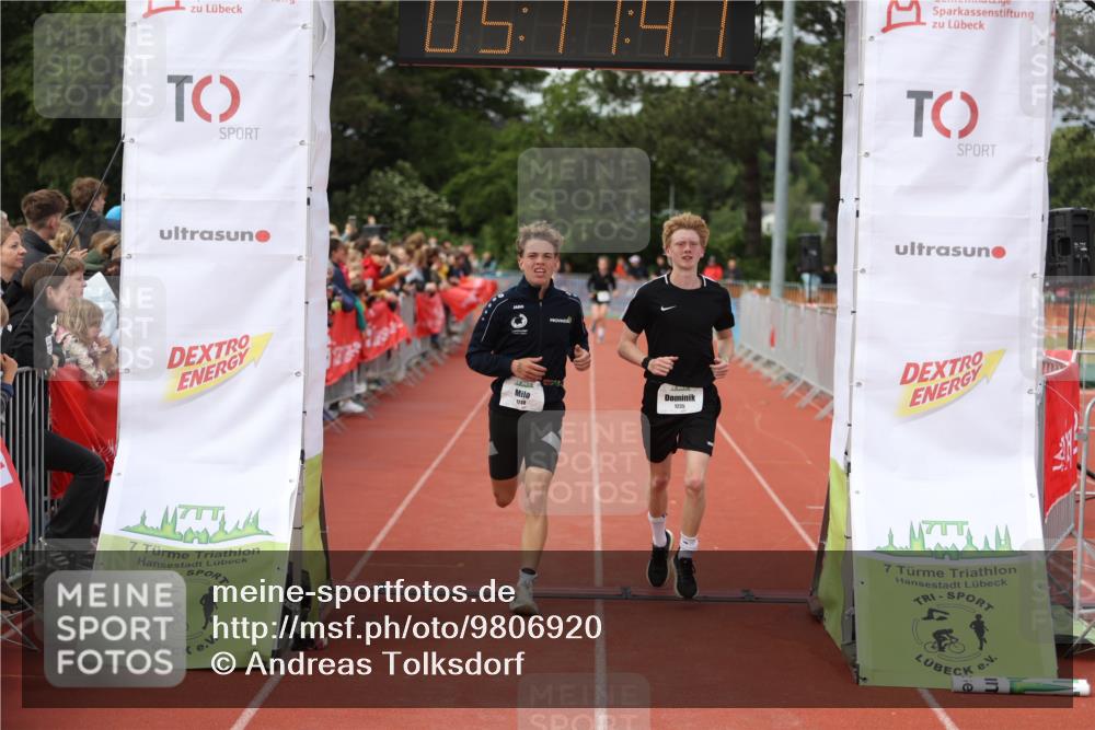 14.06.2026 - 7 Türme Triathlon Andreas Tolksdorf http://msf.ph/oto/9806920 14.06.2026 16:11:39 Ziel 1015, 1235, 1248, 1473 meine-sportfotos.de