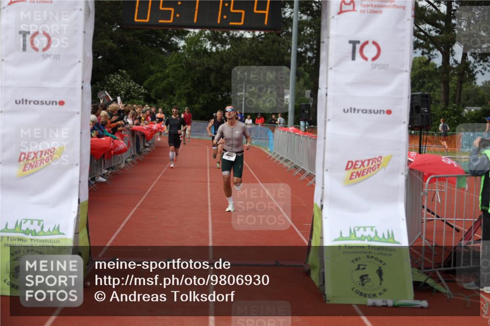 14.06.2026 - 7 Türme Triathlon Andreas Tolksdorf http://msf.ph/oto/9806930 14.06.2026 16:11:53 Ziel 734, 1218, 1311, 1424, 1699 meine-sportfotos.de