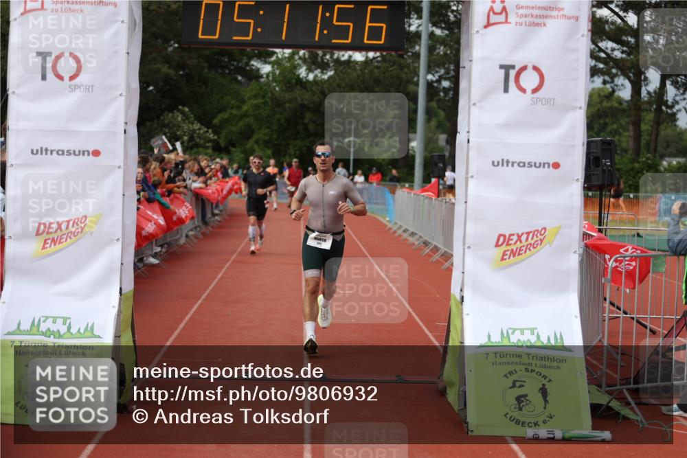 14.06.2026 - 7 Türme Triathlon Andreas Tolksdorf http://msf.ph/oto/9806932 14.06.2026 16:11:54 Ziel 734, 1218, 1247, 1311, 1424, 1699 meine-sportfotos.de